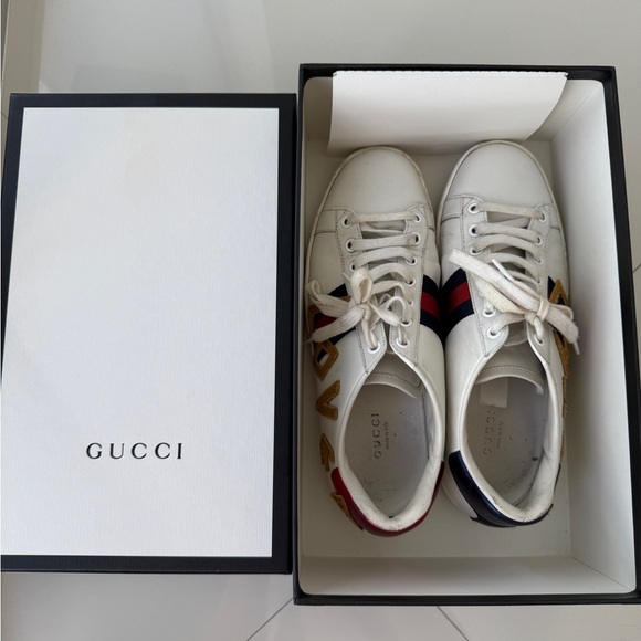 Gucci “LOVED” sneakers - Picture 4 of 9